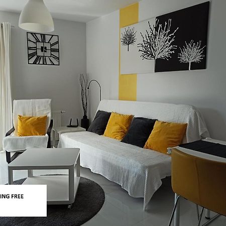 Apartament Maxi Poznań Exteriör bild
